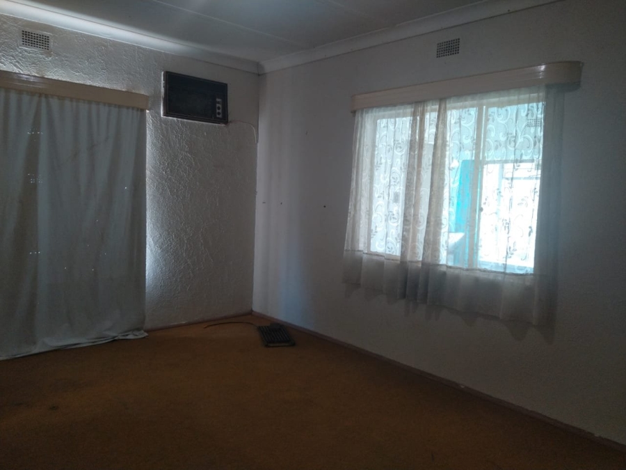 4 Bedroom Property for Sale in Leeudoringstad North West
